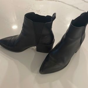 Steven madden chelsea boots